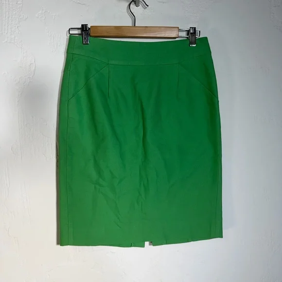 J. Crew Vibrant Green Pencil Skirt - Picture 2 of 14